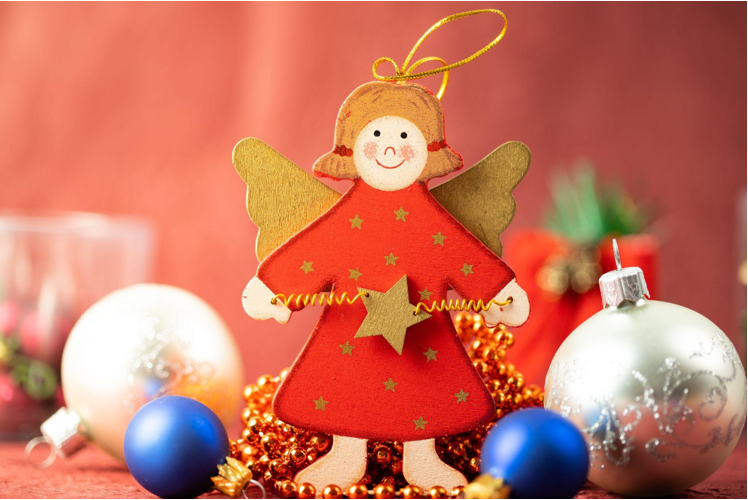 The Timeless History of Christmas Ornaments